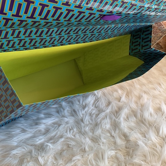 Designer Tory Burch Blue Purple and Green Paper Shopping Bag with Bow - Picture 6 of 9